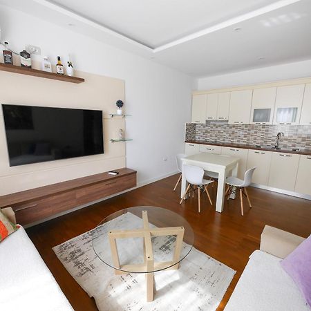 Seaview Apartment فلورا المظهر الخارجي الصورة